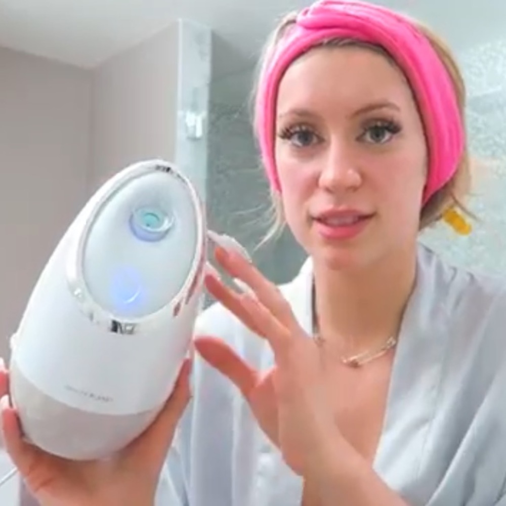 VANITY PLANET FACIAL STEAMER✨
